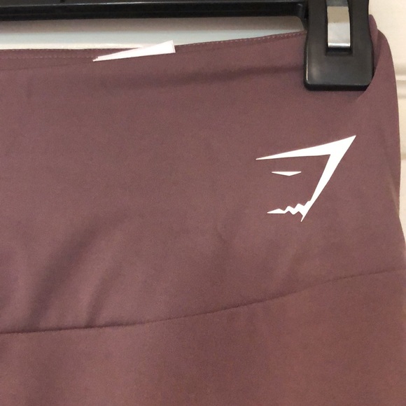 Purple gymshark workout leggings - Picture 2 of 4